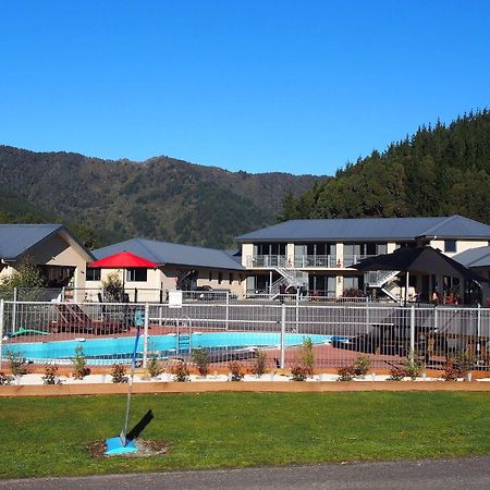 Linkwater Motel And Backpackers Extérieur photo