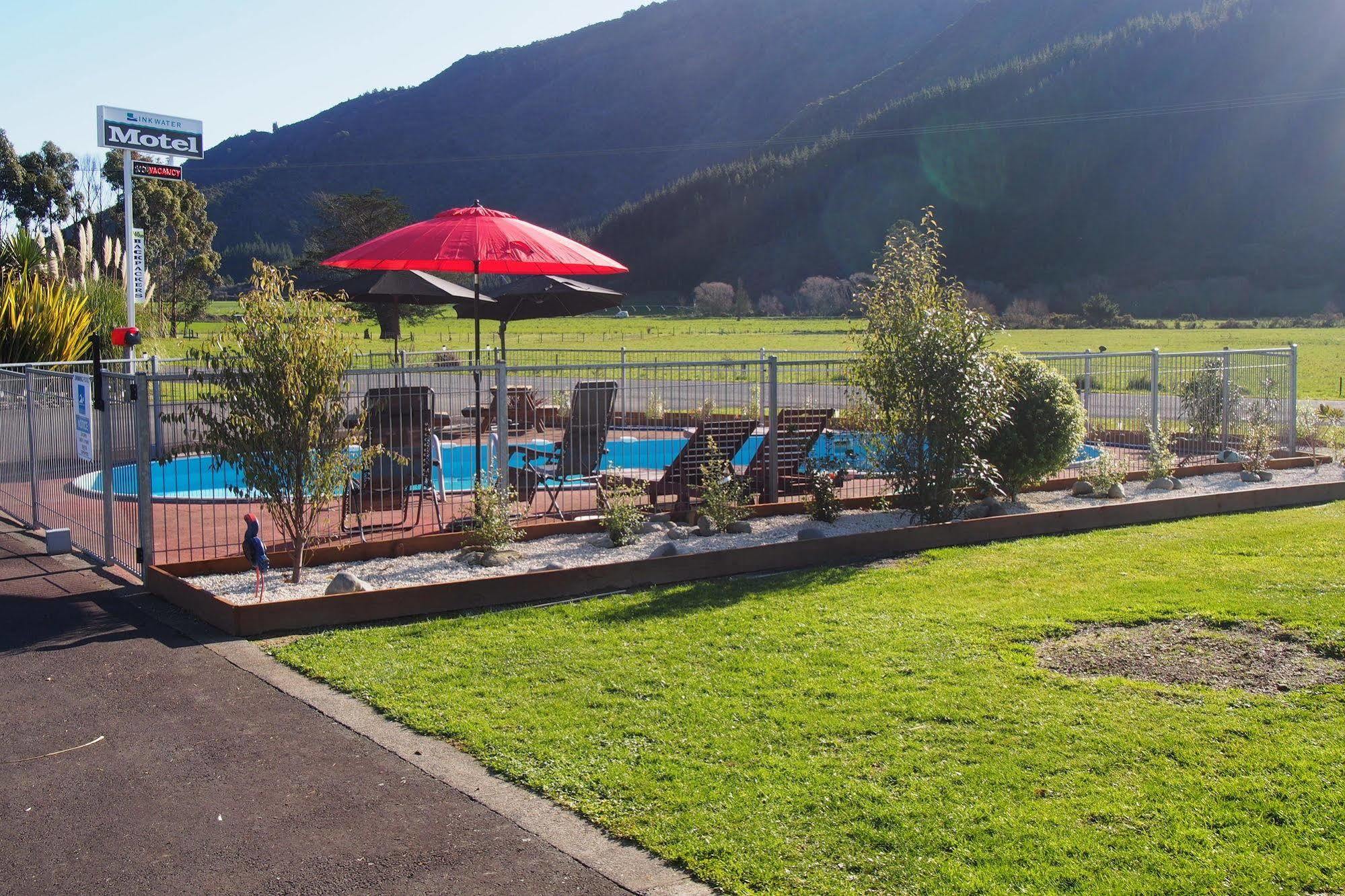 Linkwater Motel And Backpackers Extérieur photo