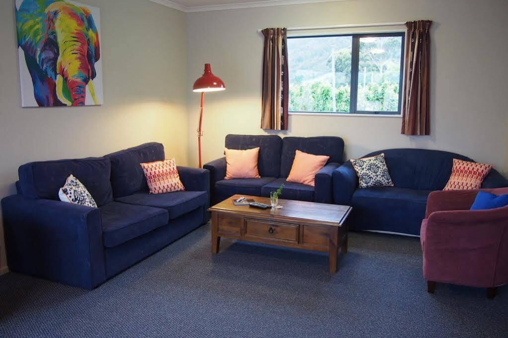 Linkwater Motel And Backpackers Extérieur photo